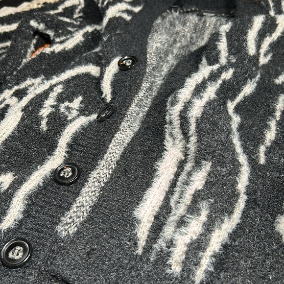 FOREVER 21, girl’s fuzzy cardigan!! - Picture 7 of 10